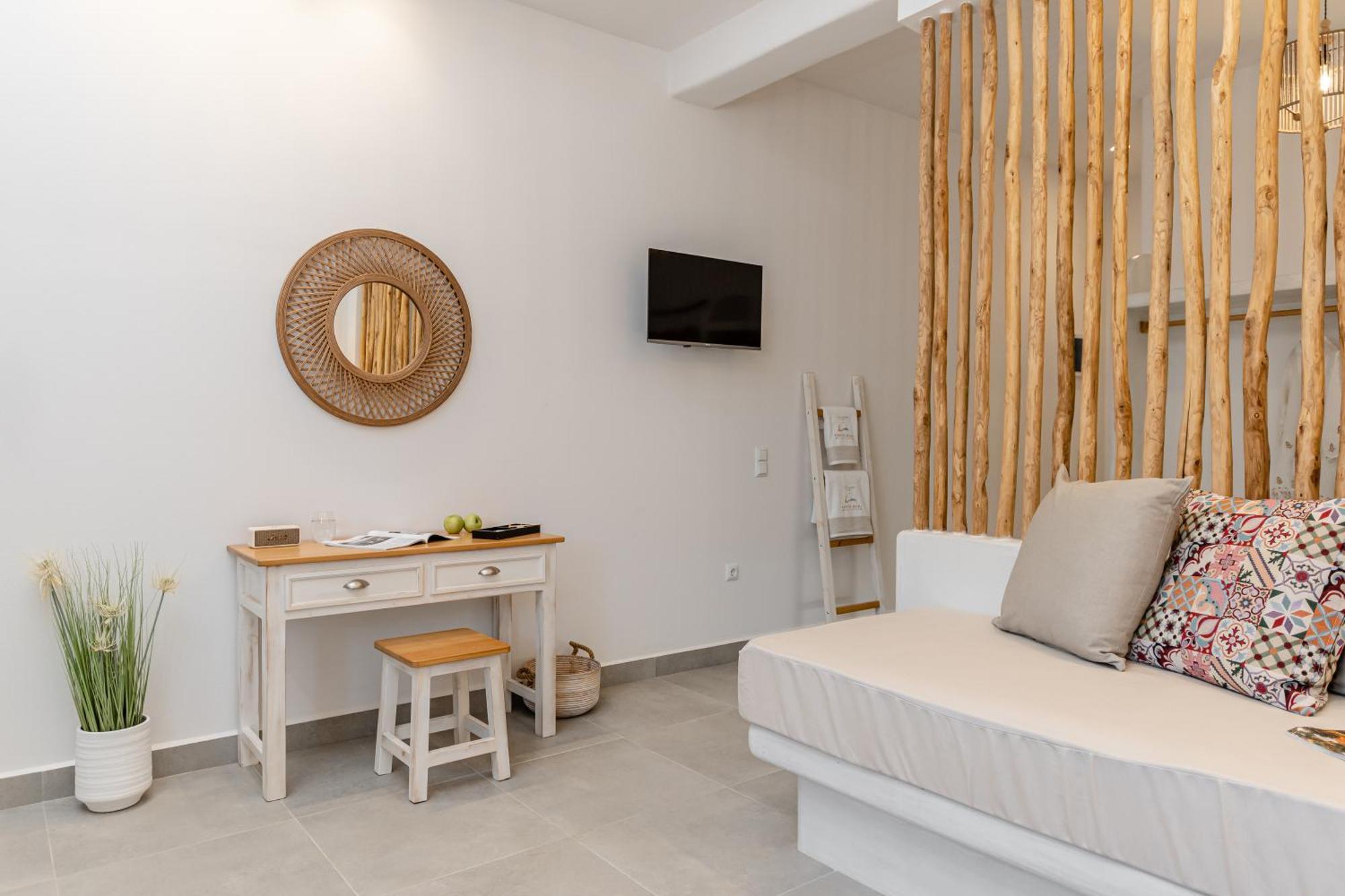 Porto Dema Luxury Suites Schoinoussa Esterno foto
