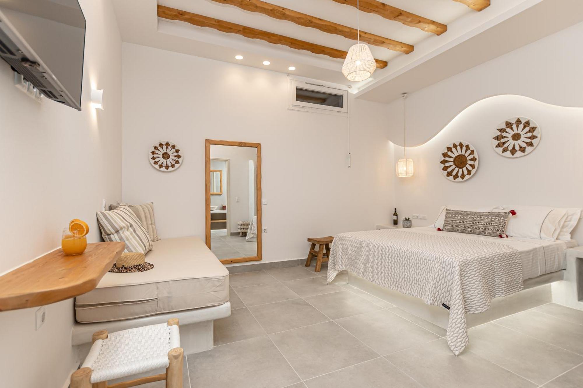 Porto Dema Luxury Suites Schoinoussa Esterno foto