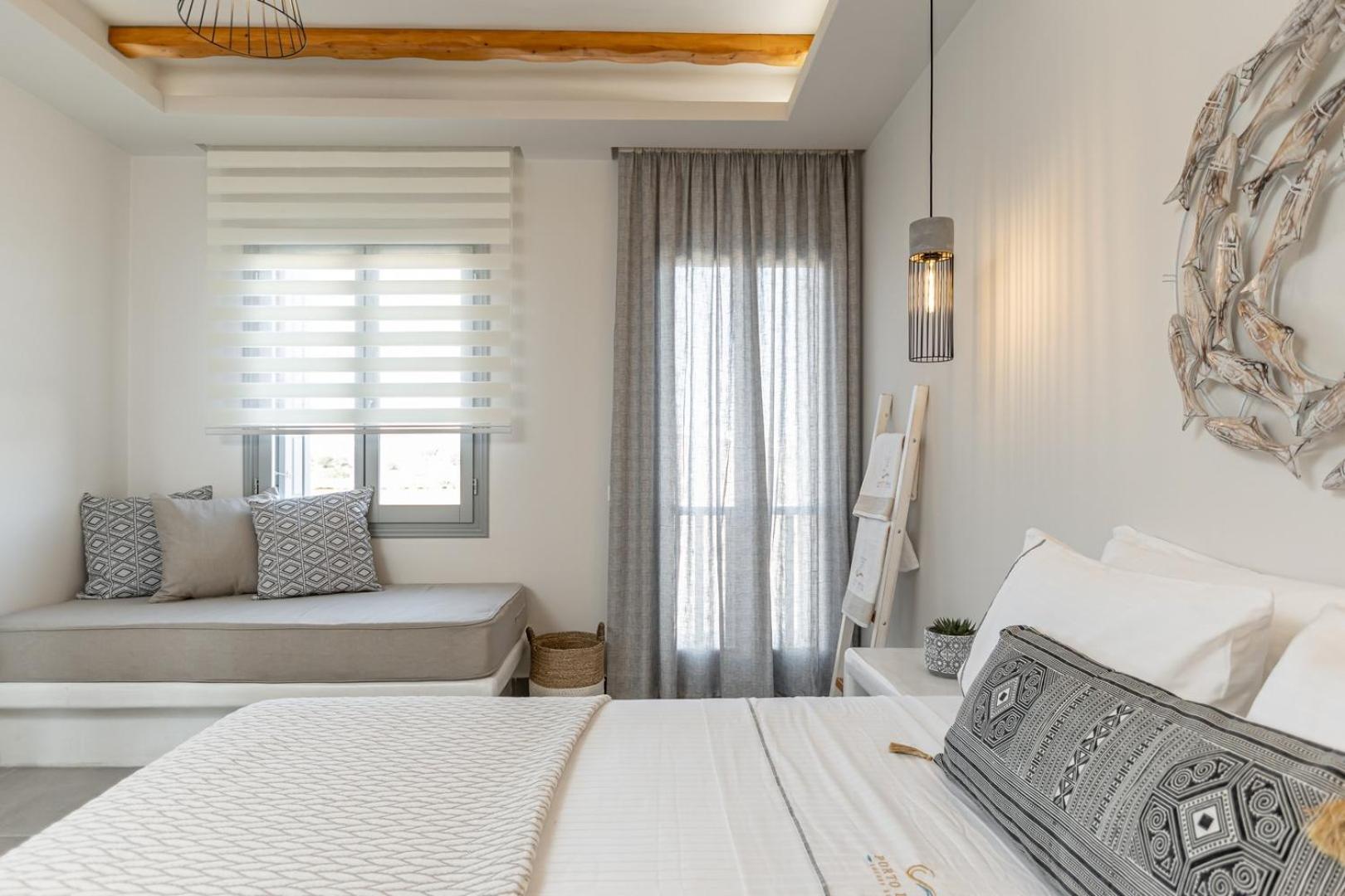 Porto Dema Luxury Suites Schoinoussa Esterno foto