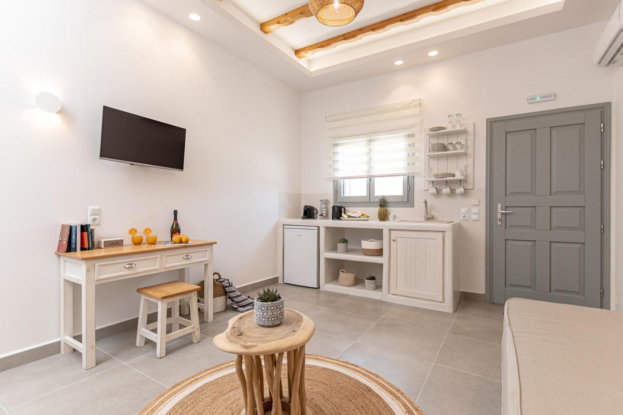 Porto Dema Luxury Suites Schoinoussa Esterno foto