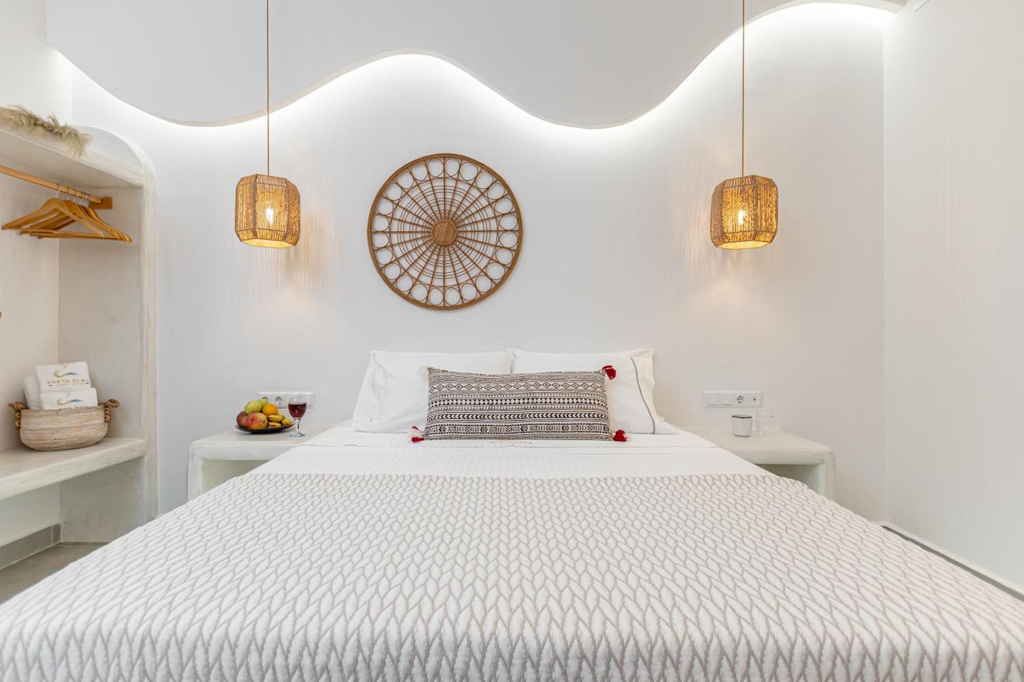 Porto Dema Luxury Suites Schoinoussa Esterno foto